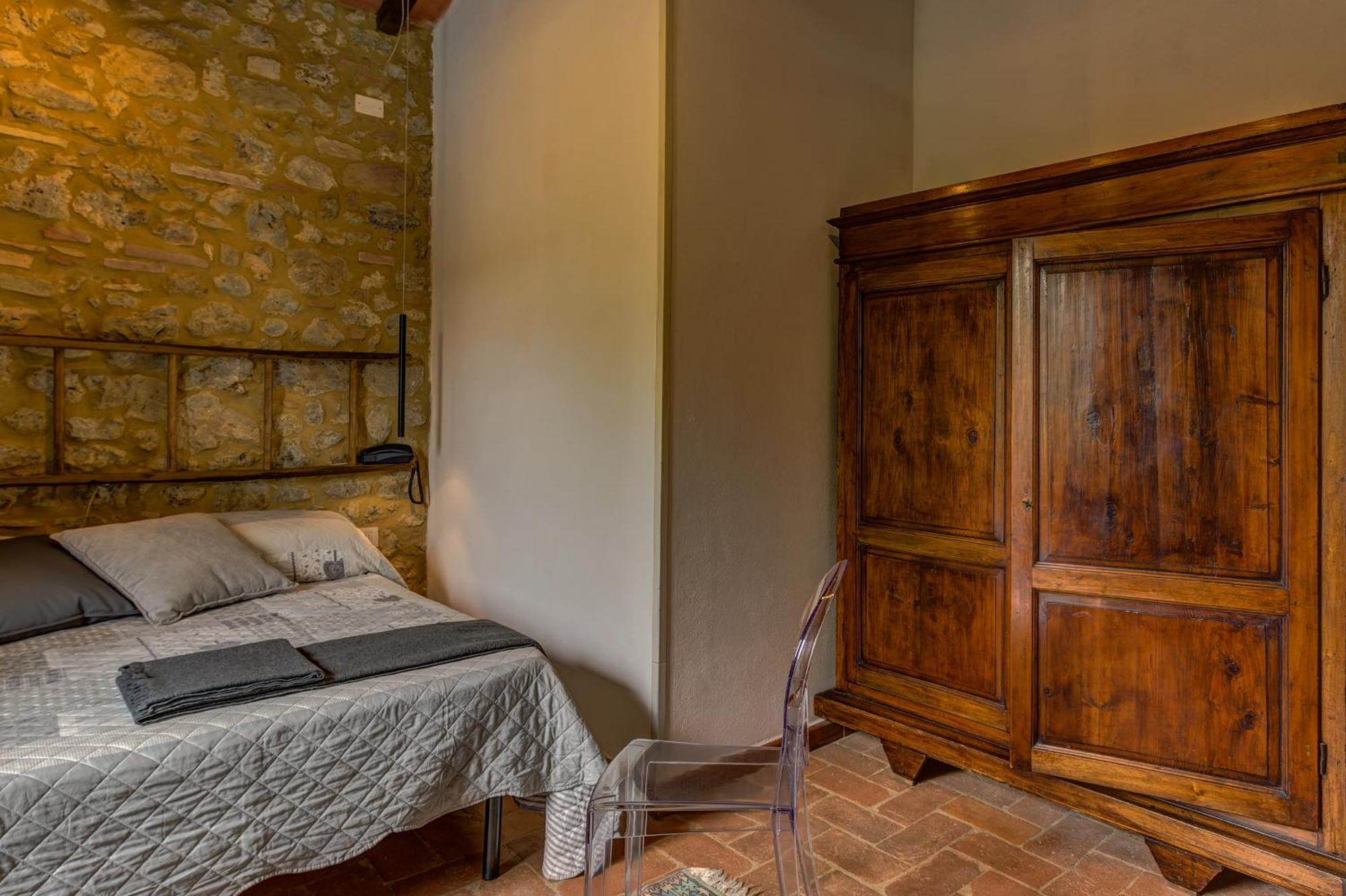 Agriturismo Casanova Di Pescille San Gimignano Exterior foto